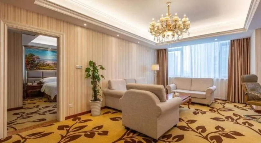 Bed in Vienna International Shanghai Nanxiang