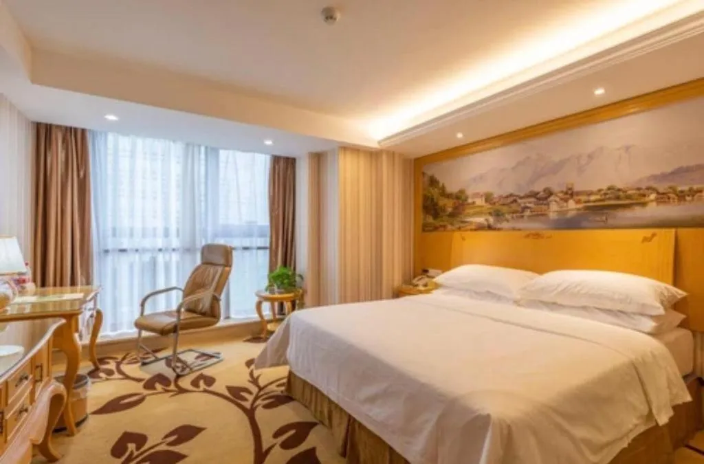 Bed in Vienna International Shanghai Nanxiang