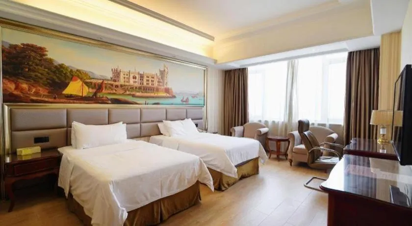 Bed in Vienna International Shanghai Nanxiang