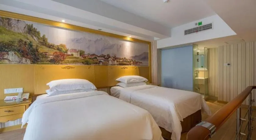 Bed in Vienna International Shanghai Nanxiang