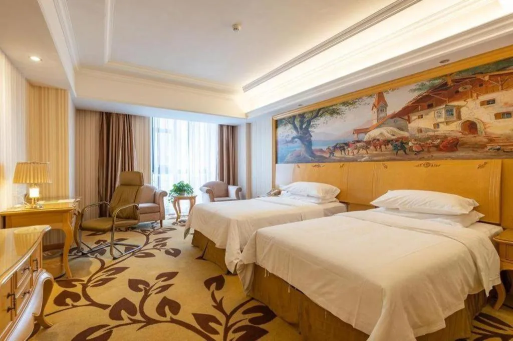 Bed in Vienna International Shanghai Nanxiang