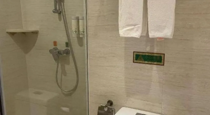 Vienna 3 Best Hotel Guangzhou Chebei Station