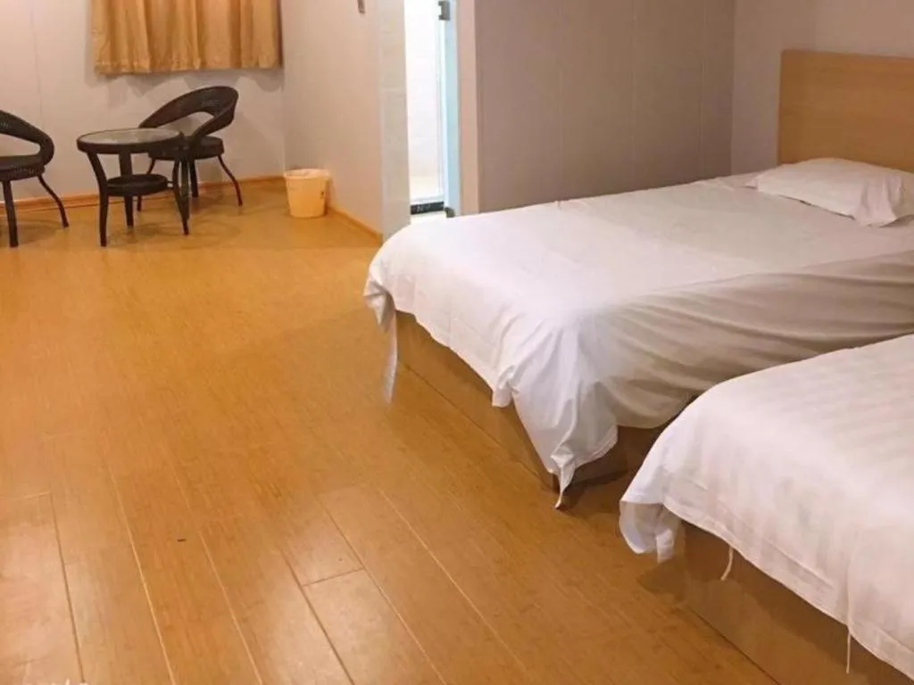 GreenTree Inn Zhejiang Ningbo South Railway Station Express Hotel