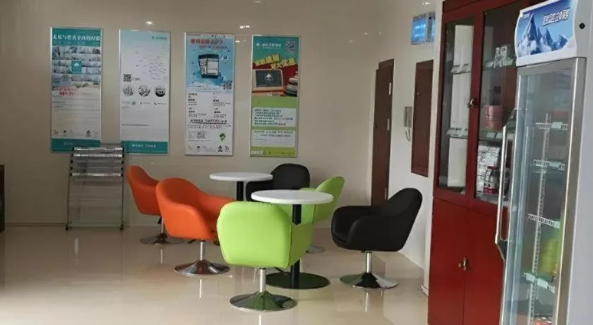 GreenTree Inn Linyi Feixian Jianshe Road Express Hotel