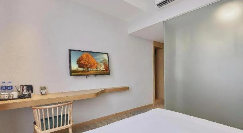 Bed in Insail Hotels Guangzhou Huangpu Dashadi Metro Station