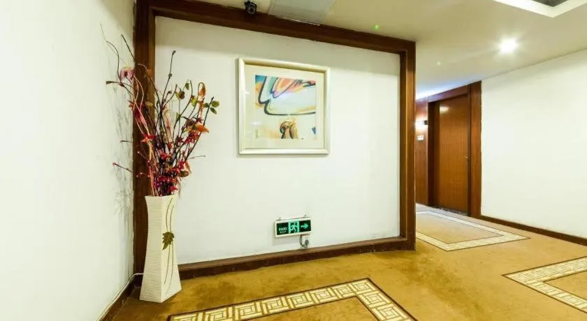 Insail Hotels Guangzhou Huangpu Dashadi Metro Station