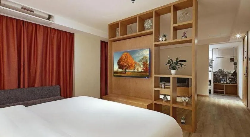 Bed in Insail Hotels Guangzhou Huangpu Dashadi Metro Station