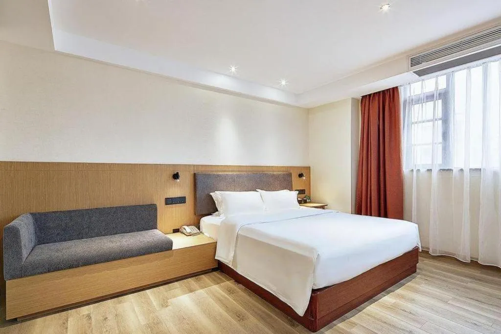 Bed in Insail Hotels Guangzhou Huangpu Dashadi Metro Station