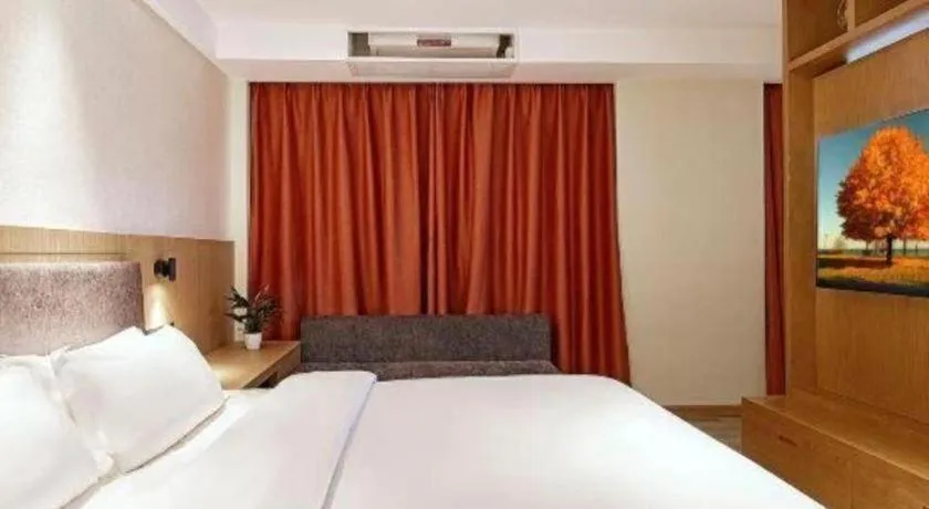 Bed in Insail Hotels Guangzhou Huangpu Dashadi Metro Station