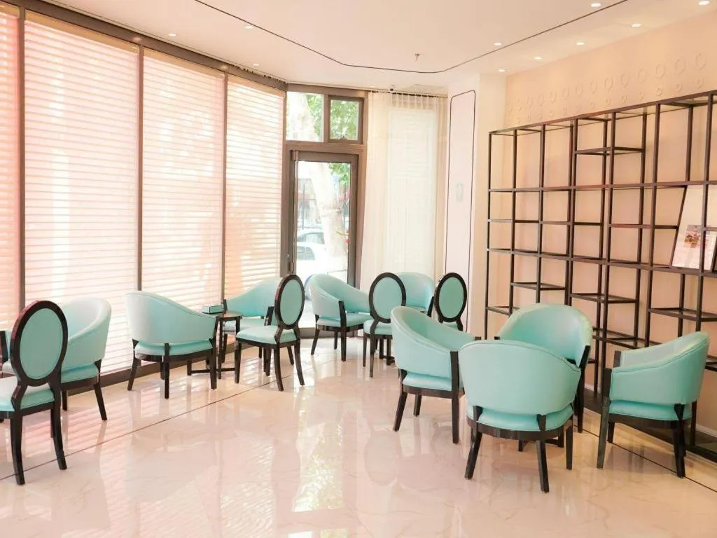 Qingdao Galaxy Holiday Hotel