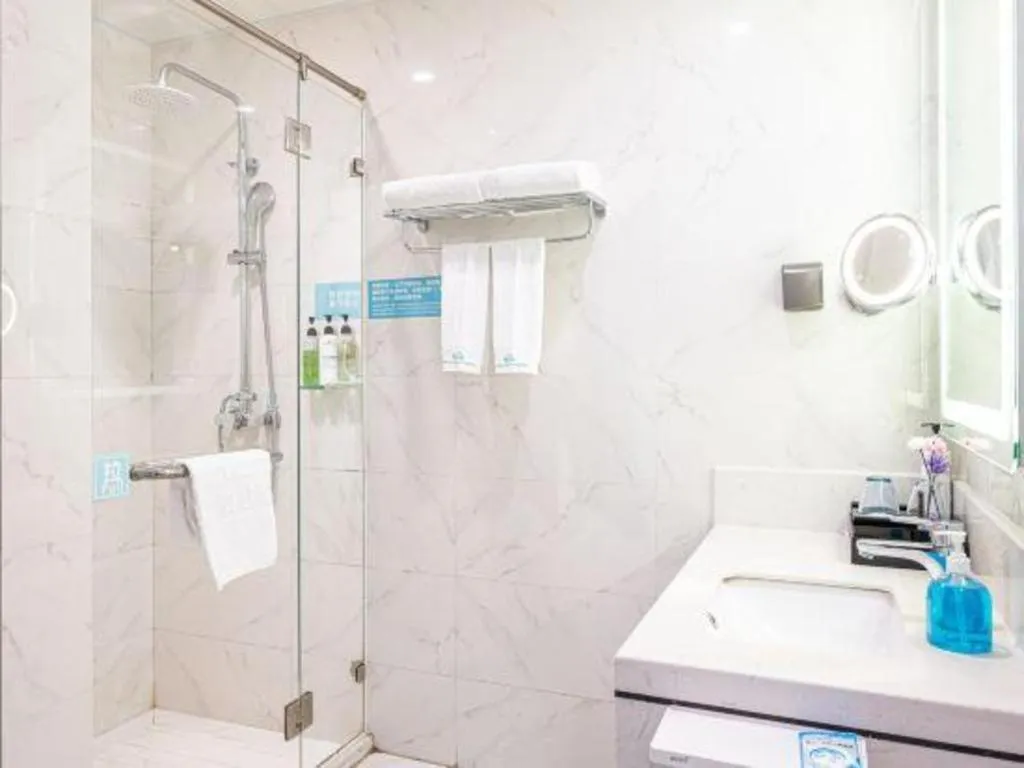 Qingdao Galaxy Holiday Hotel