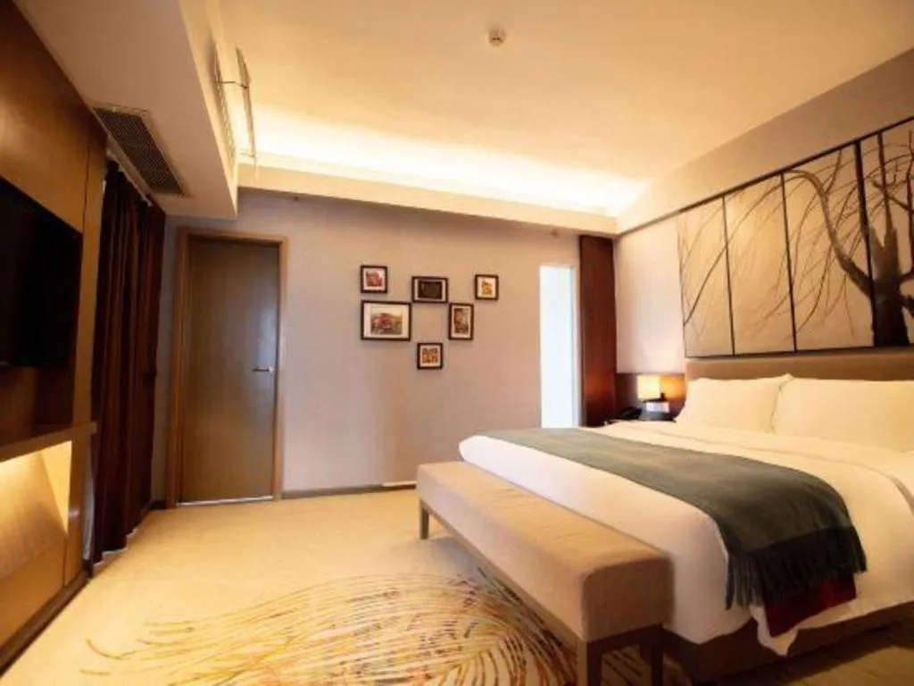 Bed in Chambery Hotel