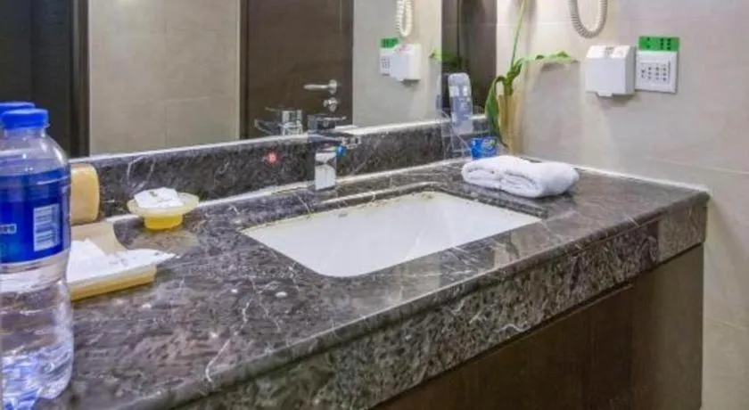 Tianjin Juchuan Lily Hotel