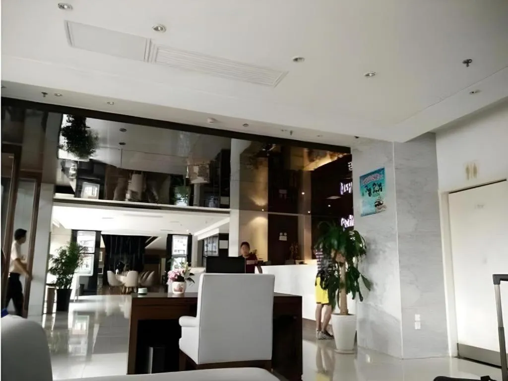 Tianjin Juchuan Lily Hotel