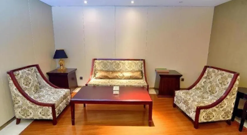 Mingdu Ziwei Garden Hotel