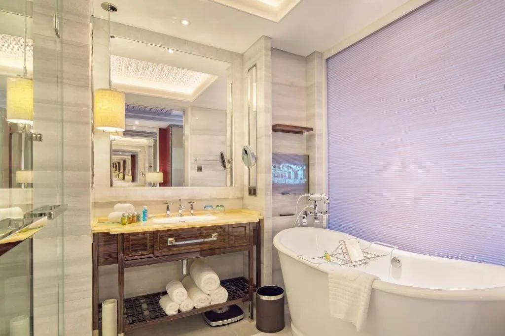 Grand Bay Hotel Beijing