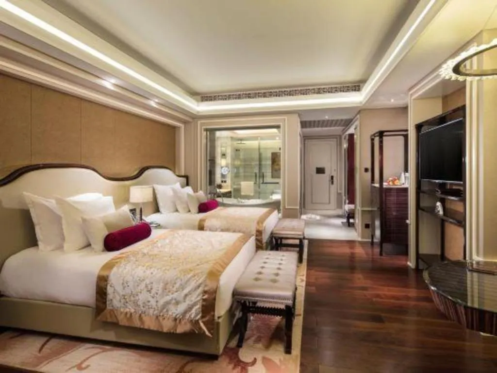 Bed in Grand Bay Hotel Beijing