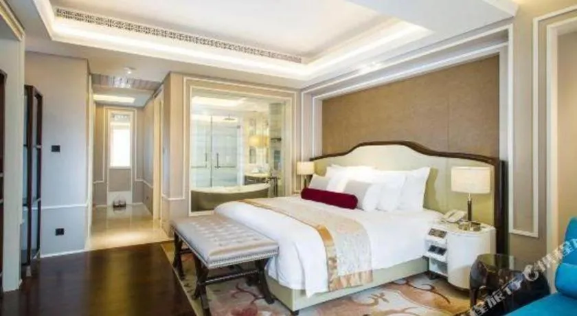 Bed in Grand Bay Hotel Beijing