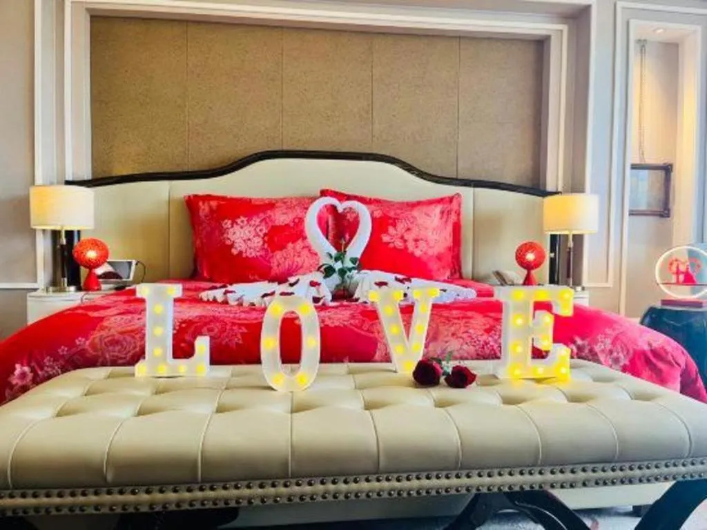 Bed in Grand Bay Hotel Beijing