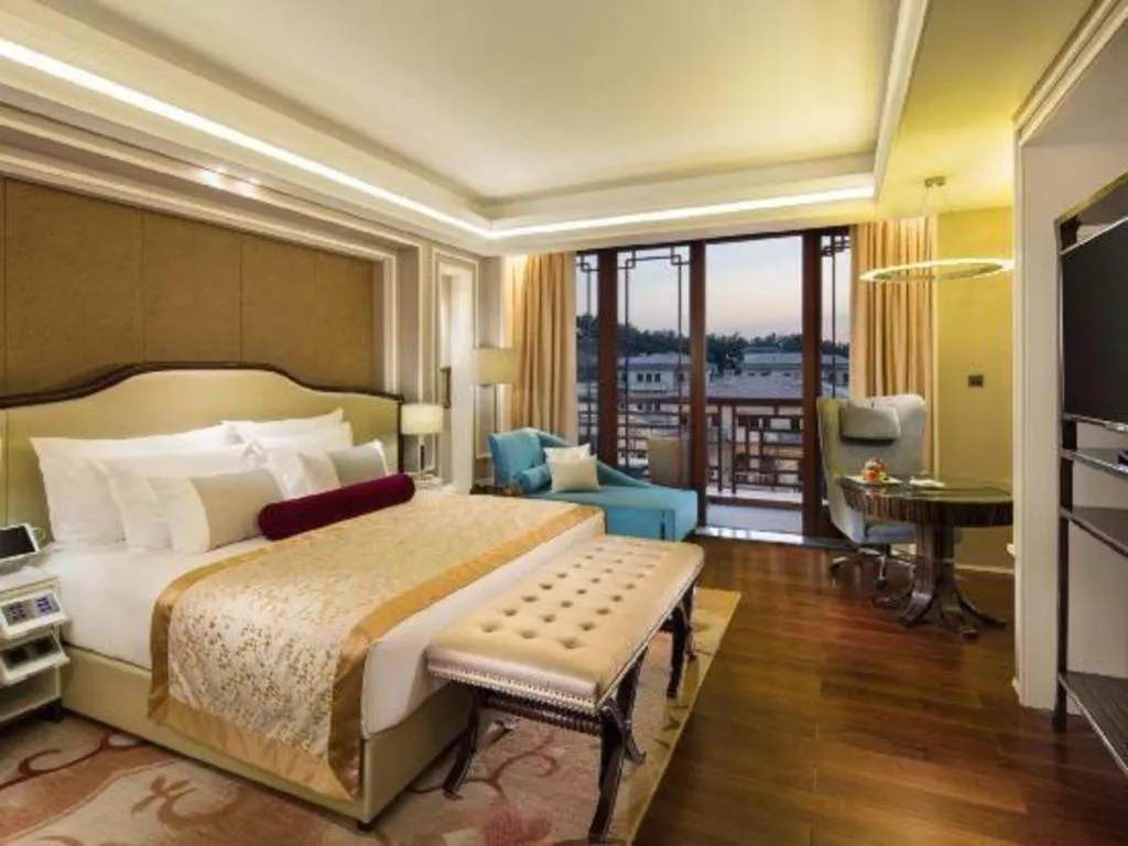 Bed in Grand Bay Hotel Beijing