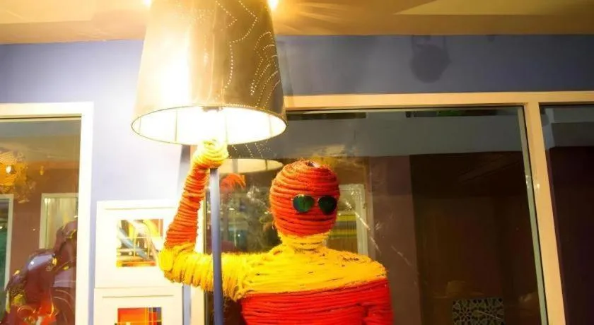 Non Nid Non Noi Design Residence