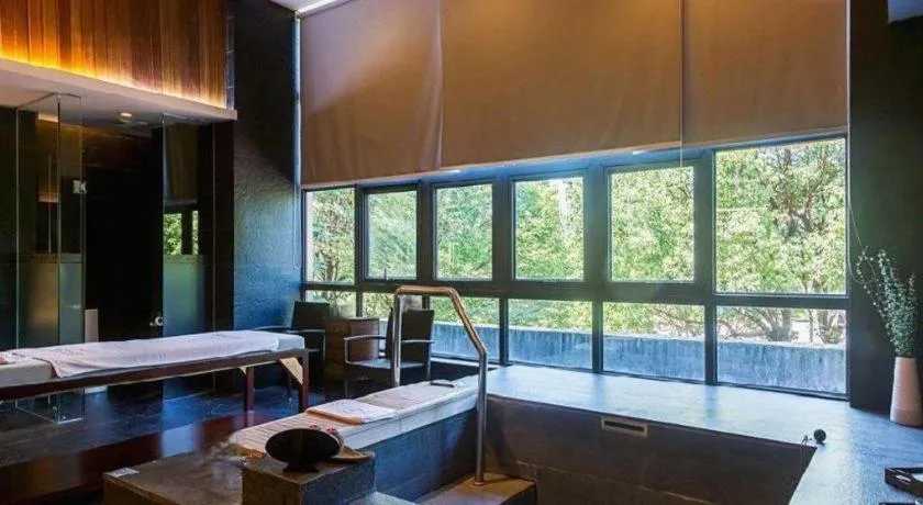 Suzhou Phoenix Hotspring Resort