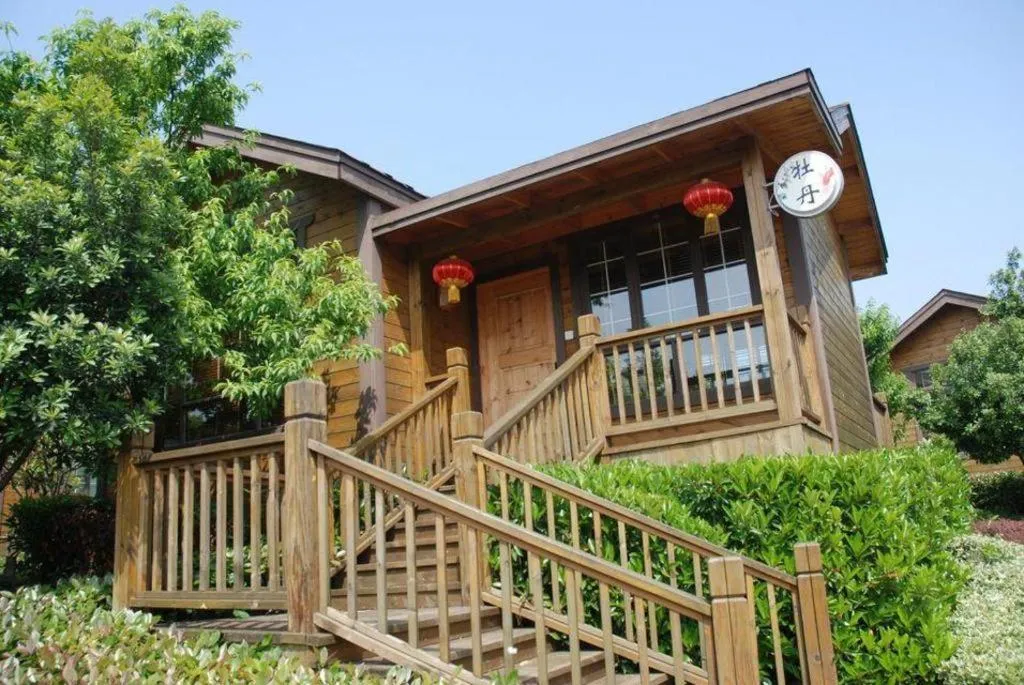 Suzhou Phoenix Hotspring Resort