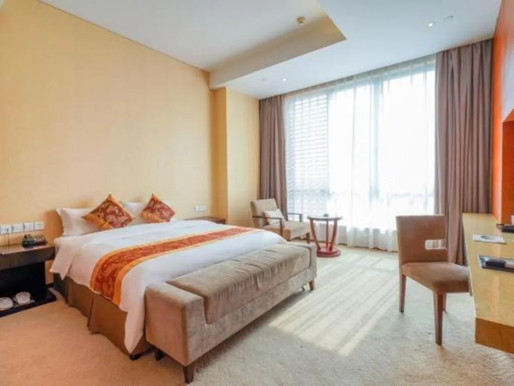 Bed in Suzhou Phoenix Hotspring Resort