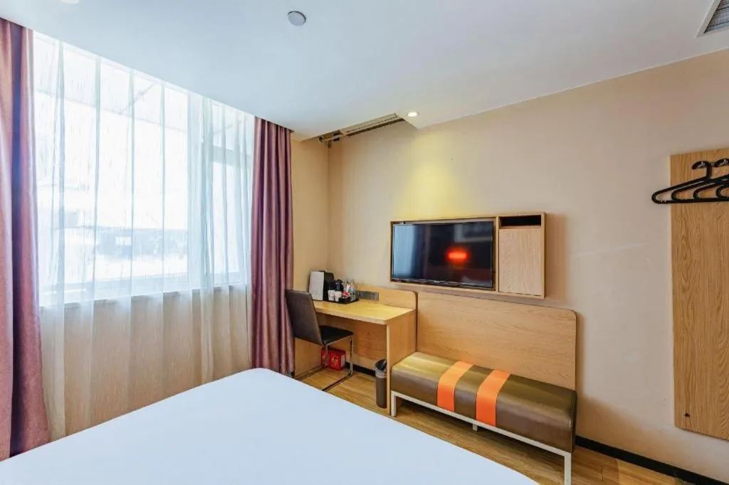 Bed in IU Hotel Tianjin Youyi Road Meijiang Exhibition Meiniu Metro Station