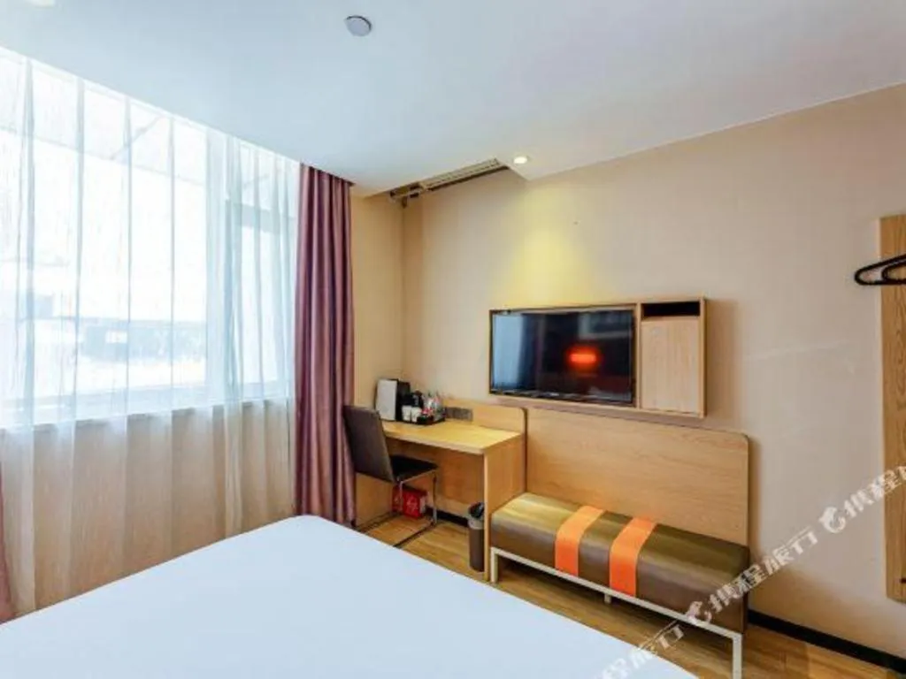Bed in IU Hotel Tianjin Youyi Road Meijiang Exhibition Meiniu Metro Station