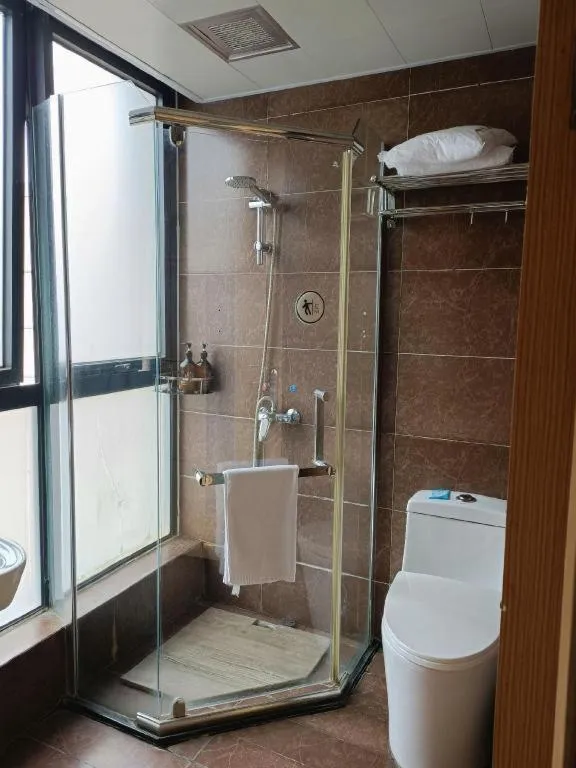 IU Hotel Chengdu High-Tech Zone Longhu Times Street