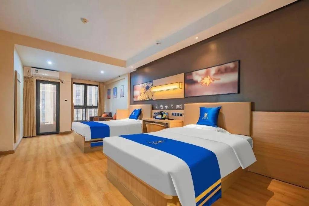 Bed in IU Hotel Chengdu High-Tech Zone Longhu Times Street