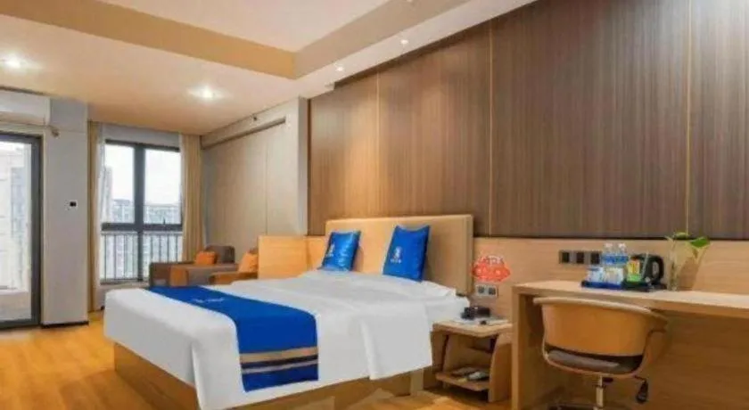 Bed in IU Hotel Chengdu High-Tech Zone Longhu Times Street