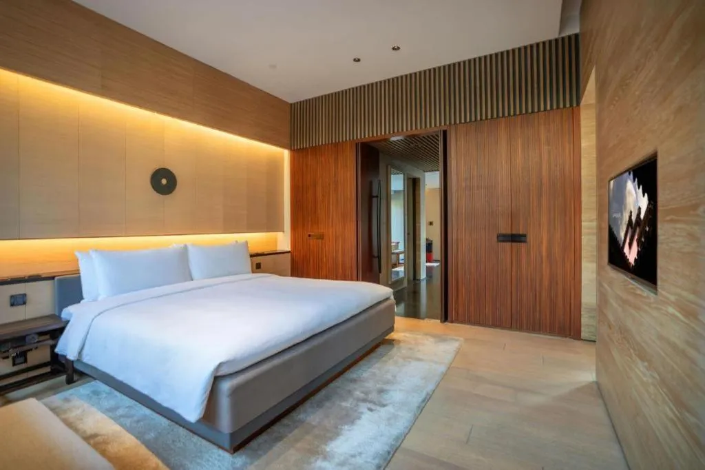 Bed in AHN LUH Zhu Jia Jiao