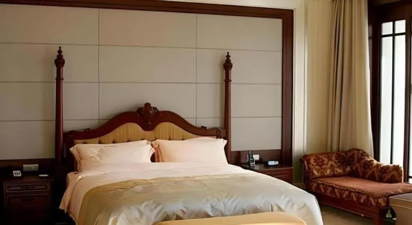 Bed in Liaoning Friendship Hotel