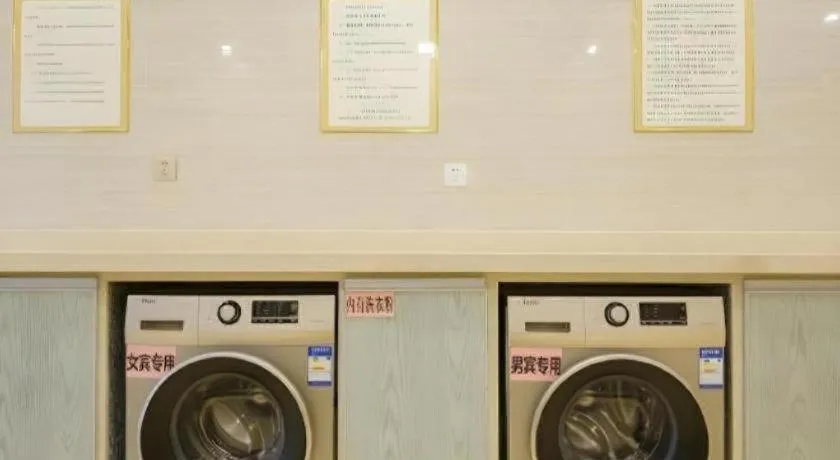 Vienna Hotel Guangxi Liuzhou Xijiang Vientiane City