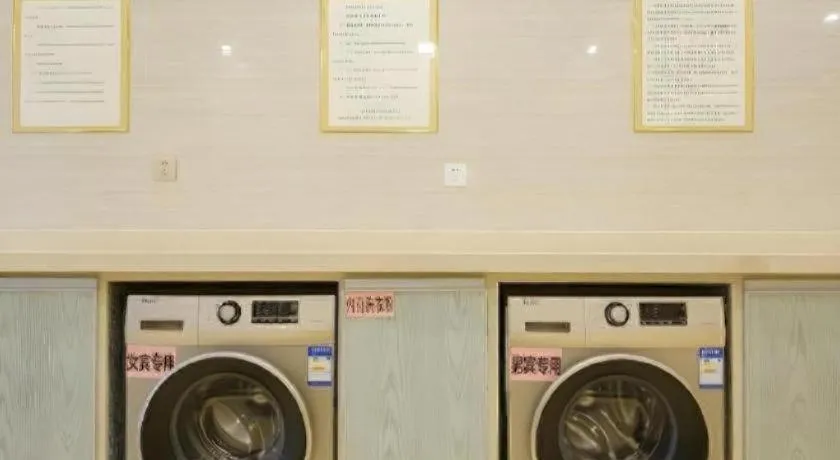 Vienna Hotel Guangxi Liuzhou Xijiang Vientiane City