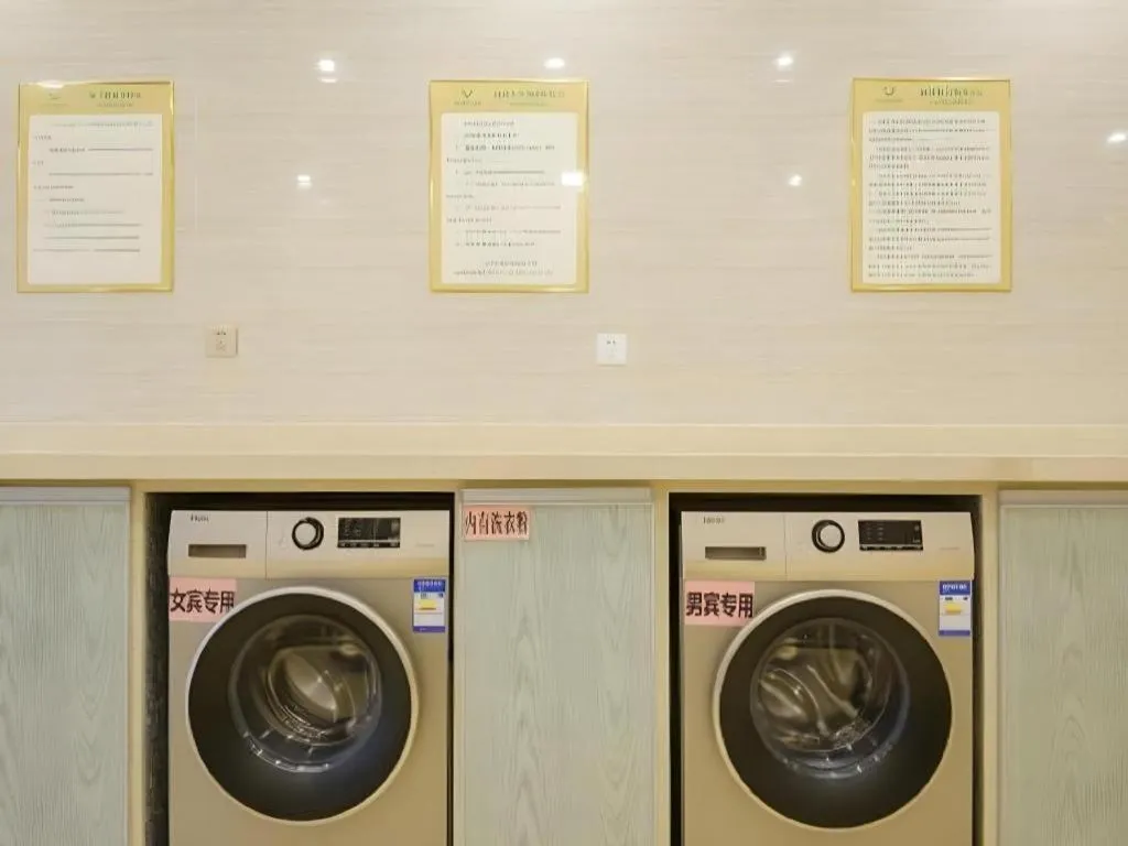 Vienna Hotel Guangxi Liuzhou Xijiang Vientiane City