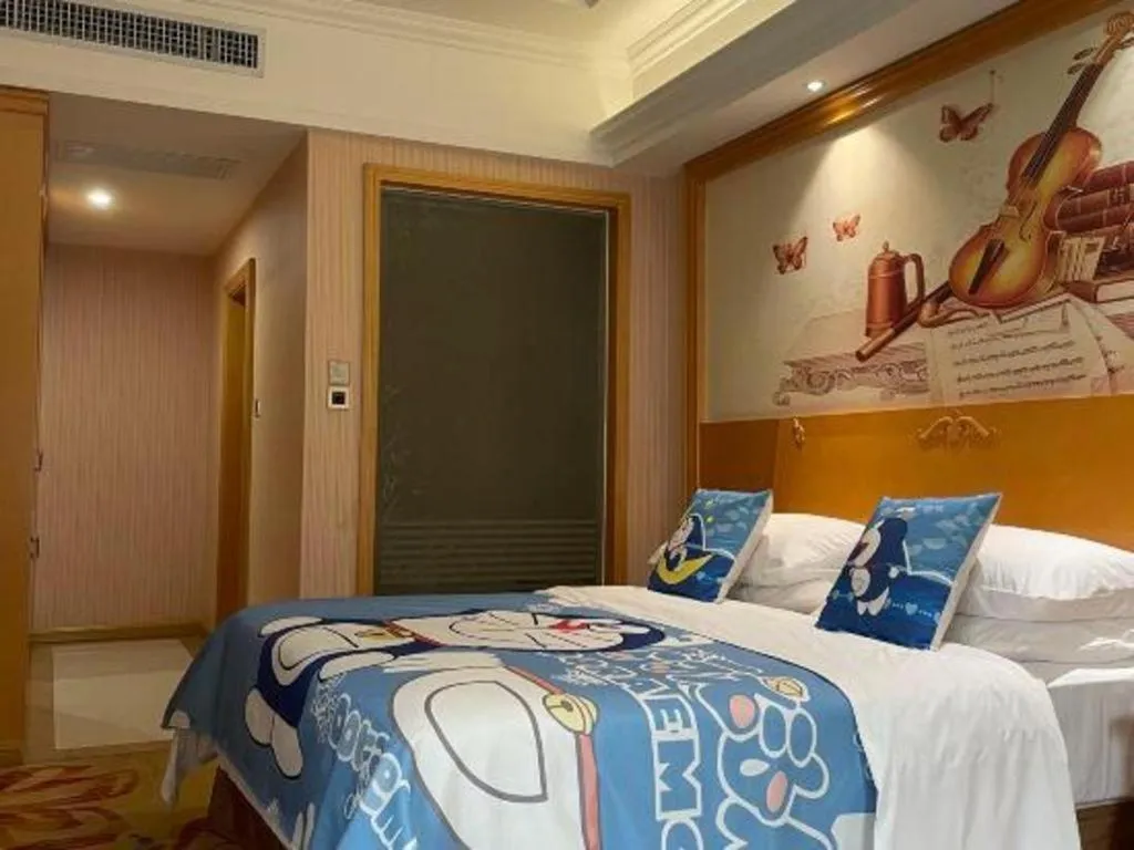 Bed in Vienna Hotel Guangxi Liuzhou Xijiang Vientiane City