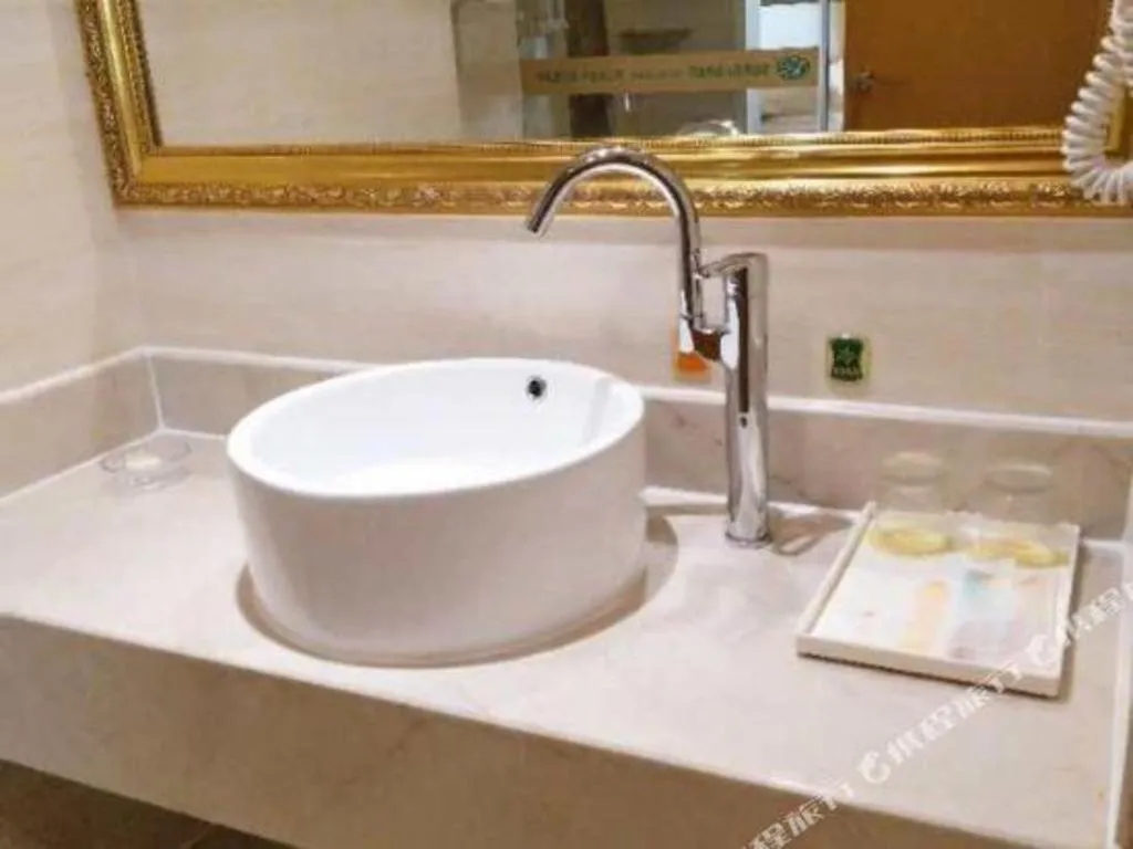 Vienna Hotel Guangxi Liuzhou Xijiang Vientiane City