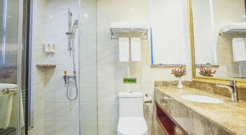 Vienna Hotel Guiyang Jiaxiulou Jichang Road