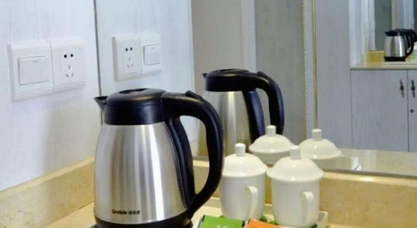 Vienna Hotel Guiyang Jiaxiulou Jichang Road