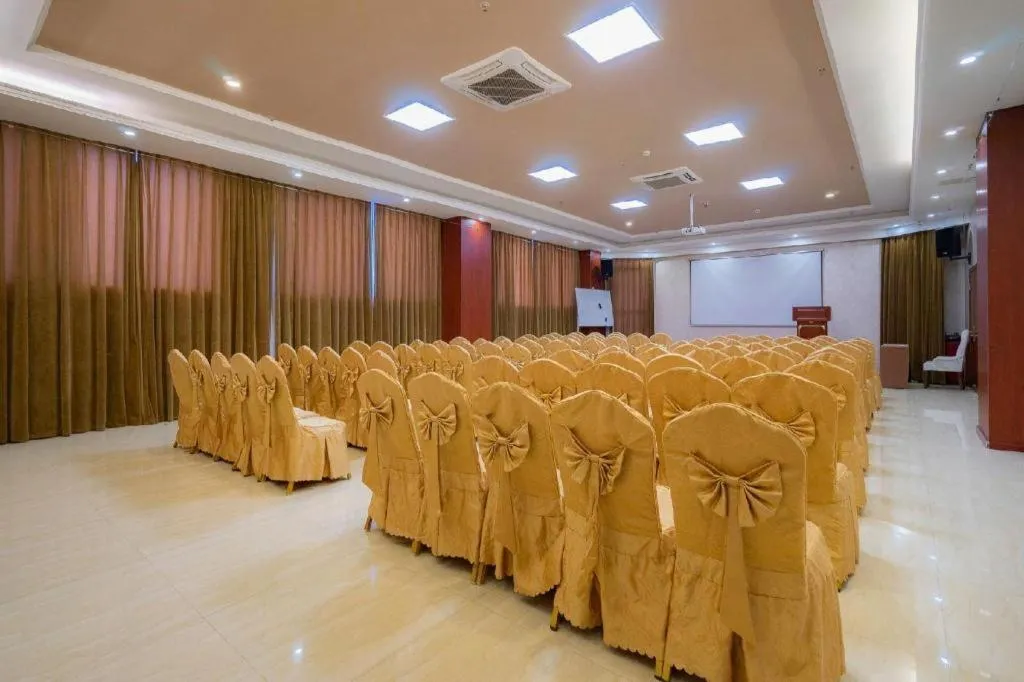 Vienna Hotel Guiyang Jiaxiulou Jichang Road