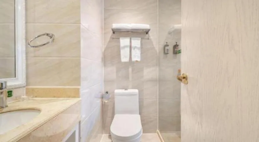 Vienna Hotel Guiyang Jiaxiulou Jichang Road