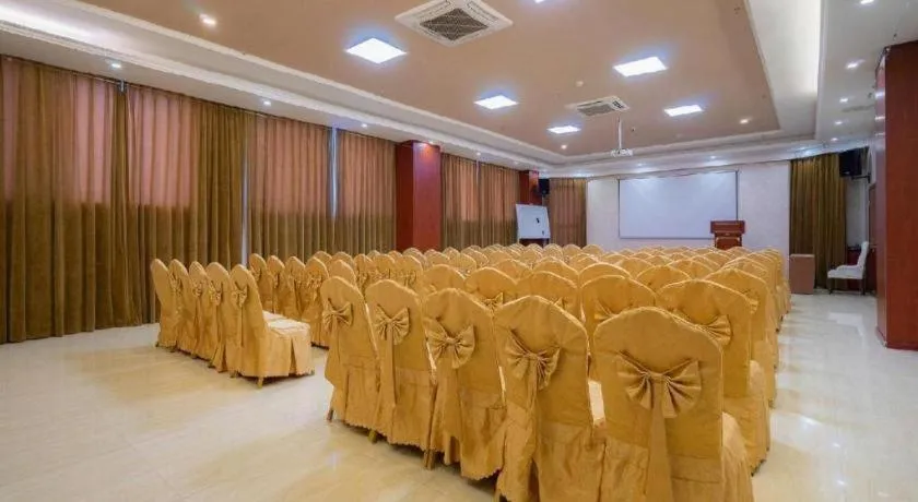 Vienna Hotel Guiyang Jiaxiulou Jichang Road