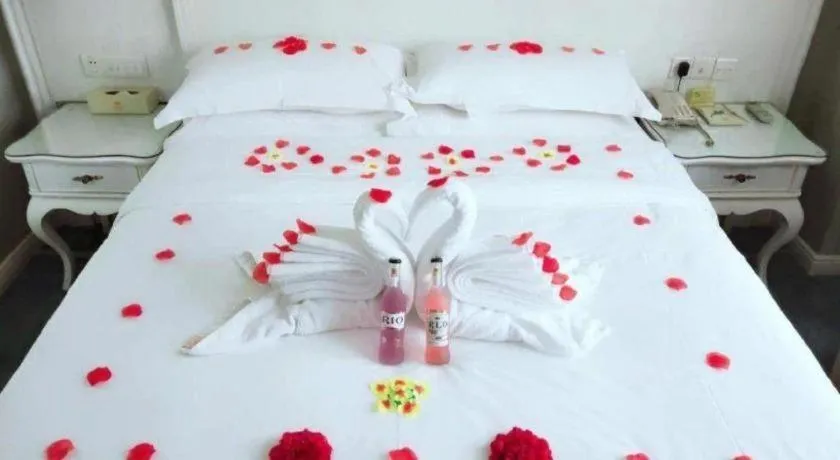 Bed in Vienna Hotel Guiyang Jiaxiulou Jichang Road