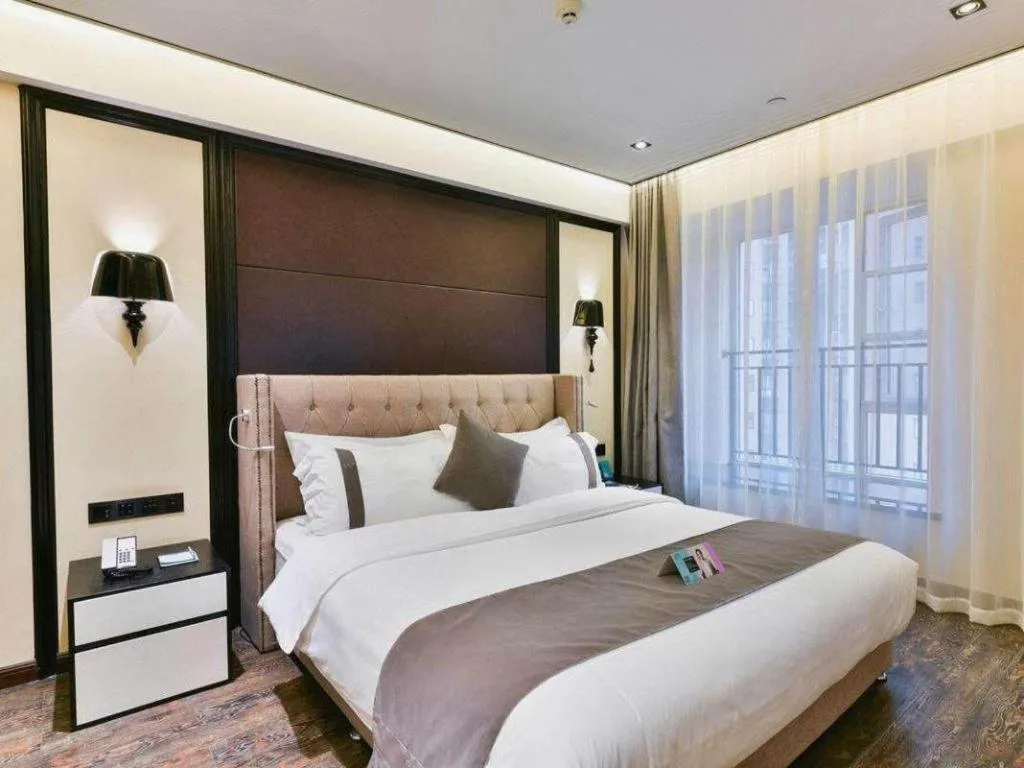 Bed in Xana Hotelle Chengdu East Railway Station Kaide Plaza