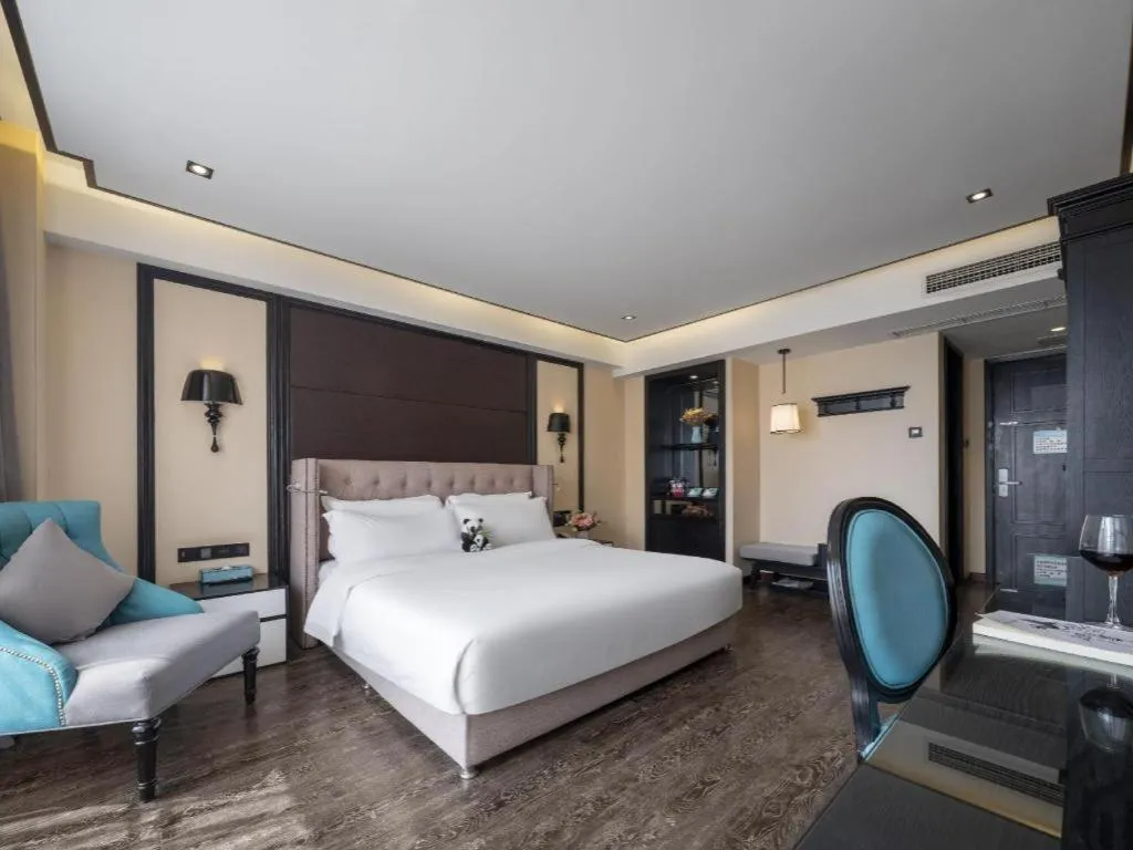 Bed in Xana Hotelle Chengdu East Railway Station Kaide Plaza