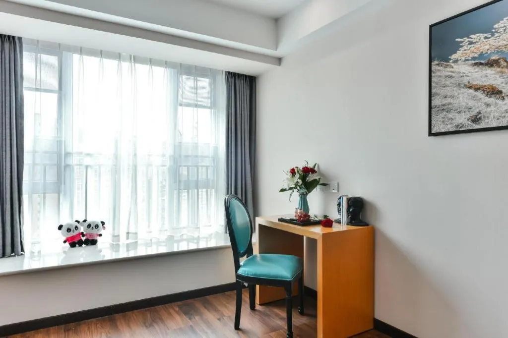 Xana Hotelle Chengdu East Railway Station Kaide Plaza