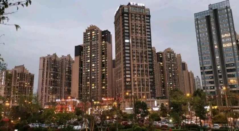 Xana Hotelle Chengdu East Railway Station Kaide Plaza